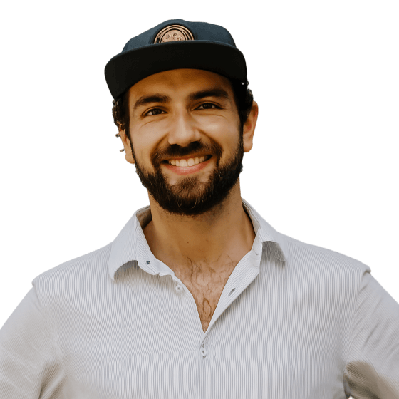 Max - Adventure Advisor